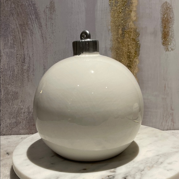 White and Red 'My 1st Christmas' Ornament - 9 1/2” tall x 27” diameter 🎁❤️🎅🤶🎄 - Picture 2 of 4